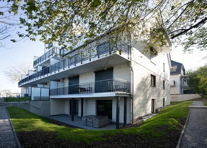 Pier 67 Kleine Perle Neustadt